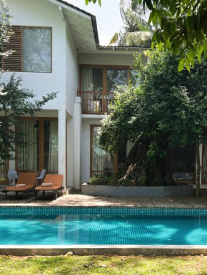 Keta Dreams Surf Retreat